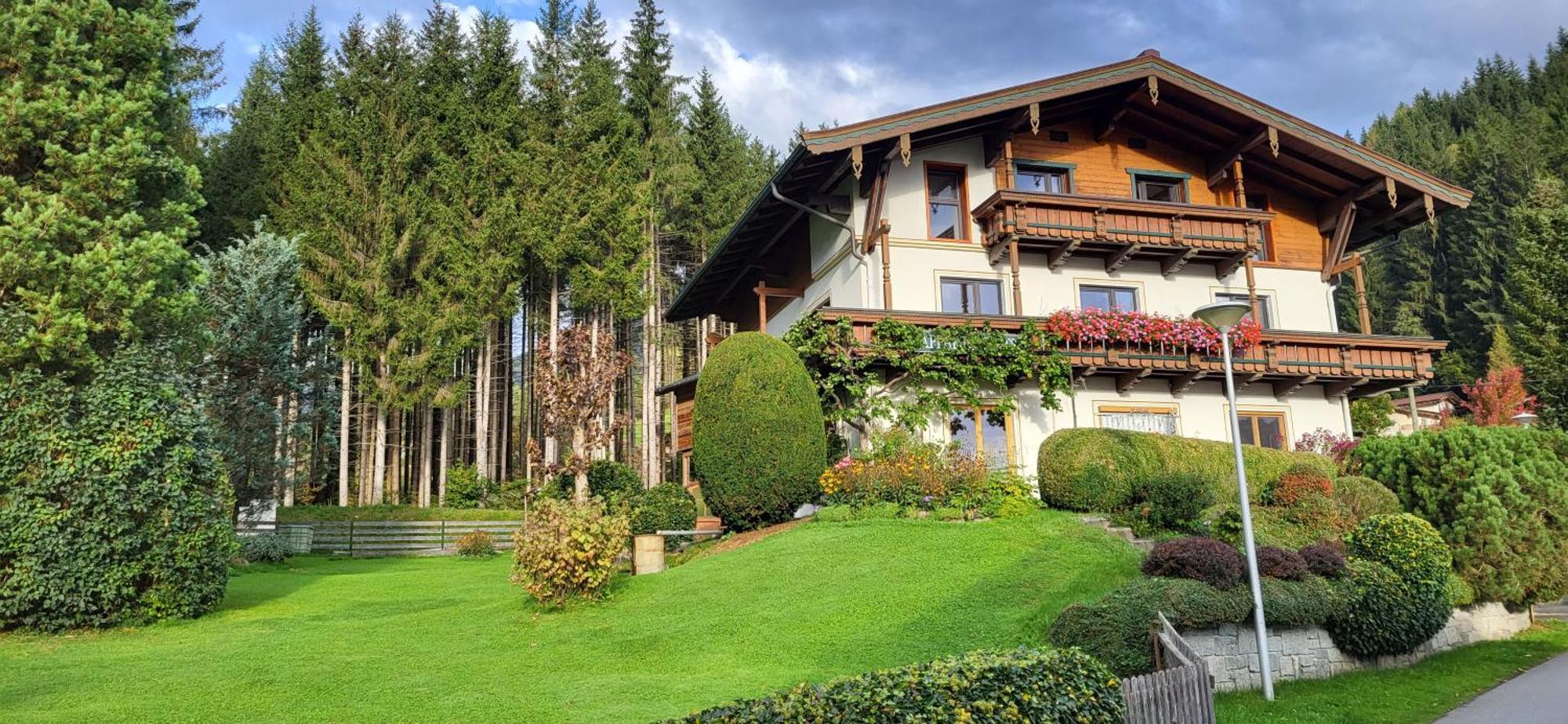 Am Waldrand 252 Apartment Neukirchen am Grossvenediger Luaran gambar